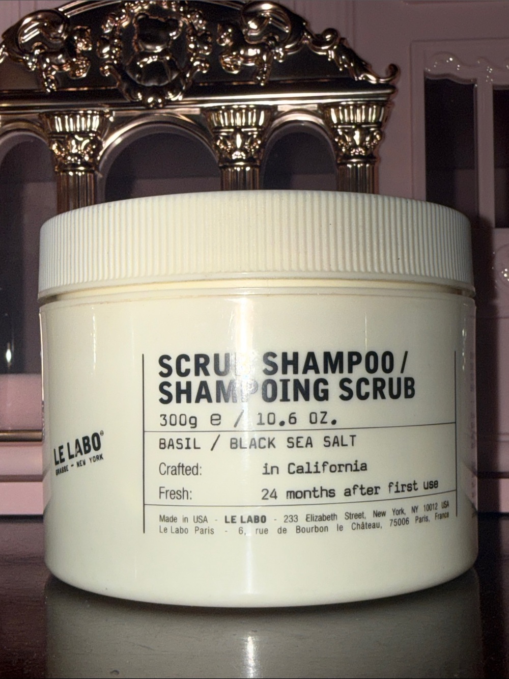 Le Labo Scrub Shampoo Basil & Black Sea Salt
